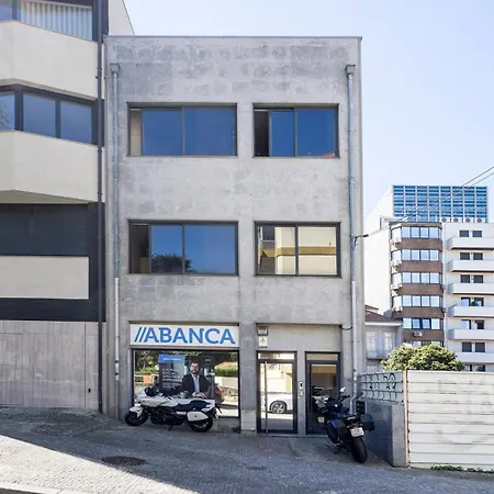 Sena 27 By Lovelystay Porto Exterior photo